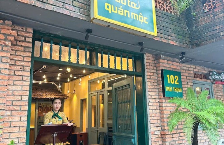 Nhà Hàng Bò Tư Quán Mộc